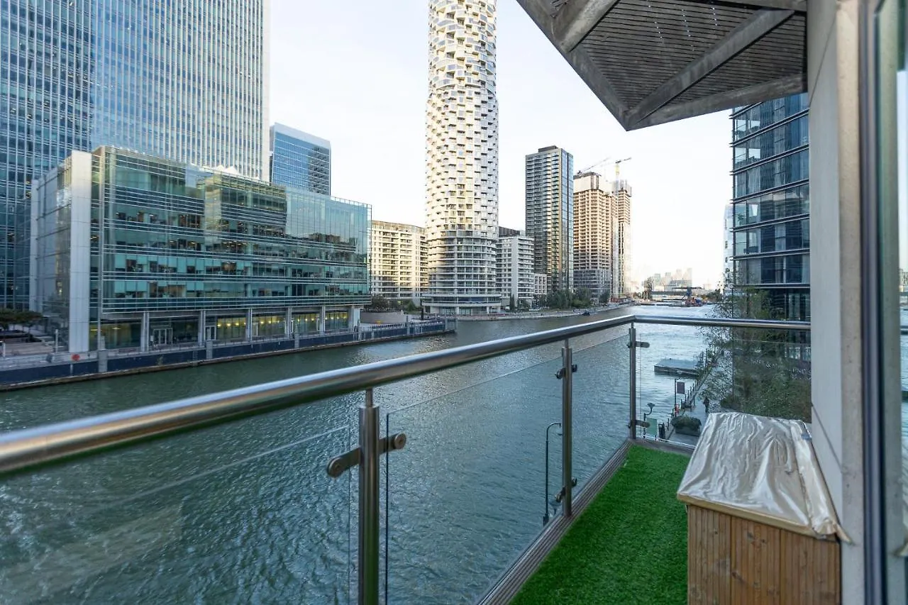 Apartament Luxurious Modern 3Br Flat In Prime Canary Wharf Londyn Wielka Brytania