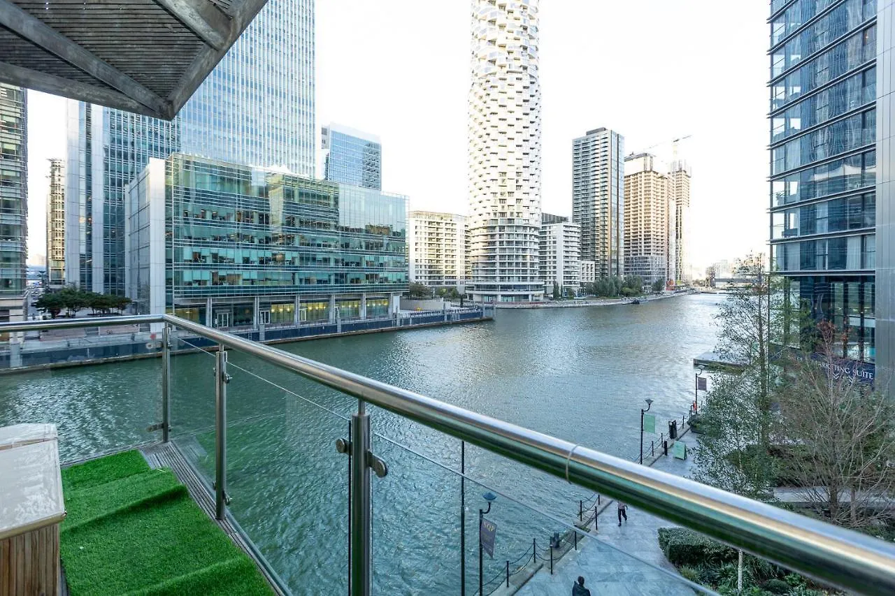 Luxurious Modern 3Br Flat In Prime Canary Wharf Londyn 0*,