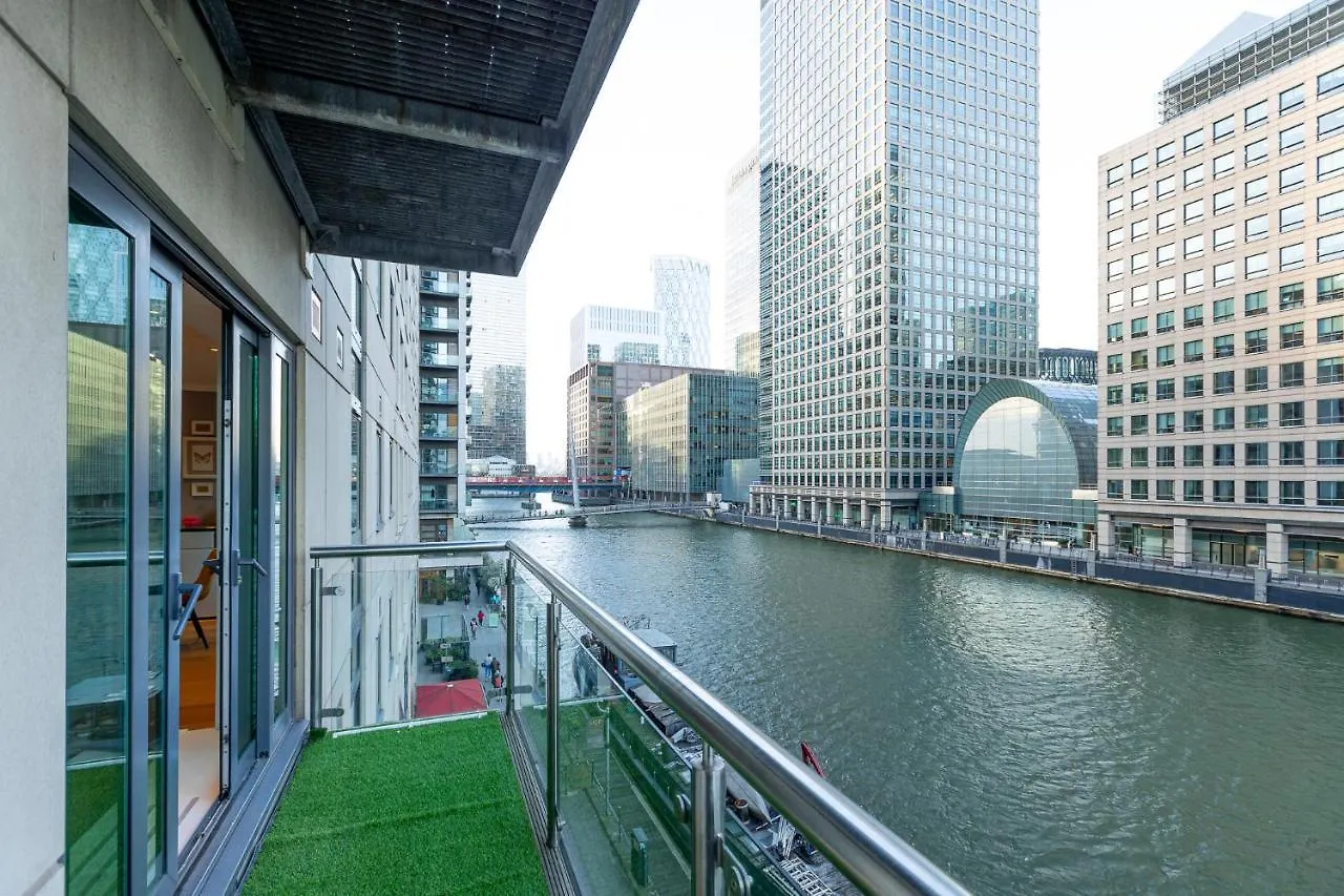 Luxurious Modern 3Br Flat In Prime Canary Wharf Londyn